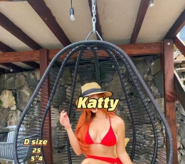 新到身材好的欧美女生，本人照片