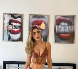 新到21岁巴西女生，本人照片