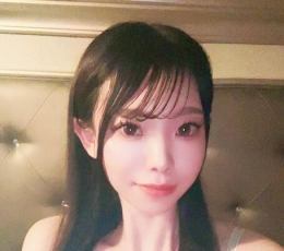 新到21岁甜美的日系女生，本人照片