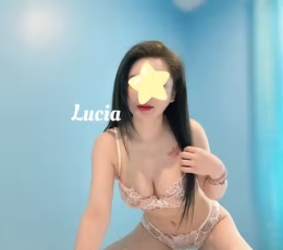 新到22岁年轻漂亮的女生，本人照片