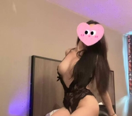 新到24岁胸围C的女生，本人照片