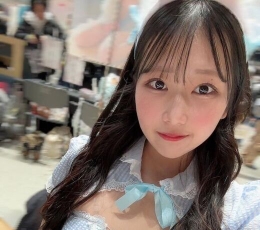 新到21岁胸大活好的日本女生，本人照片