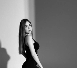 身材高挑的波兰女生