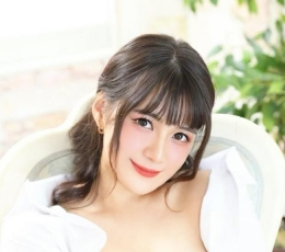 新到21岁漂亮的日系女生，本人照片