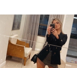 新到胸围D的欧美女生，本人照片
