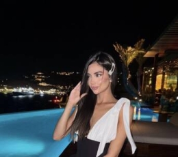 新到漂亮的欧美女生，本人照片