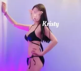 新到23岁身材苗条的女生，本人照片