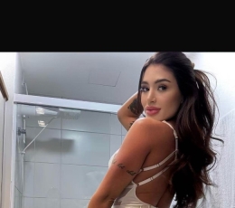 新到21岁欧美女生，本人照片