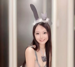 新到21岁漂亮的日本女生，本人照片