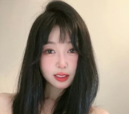 新到24岁亚裔女生，本人照片