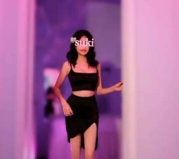 新到25岁胸围C的女生，本人照片