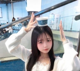 长相甜美的日系女生Natsumi