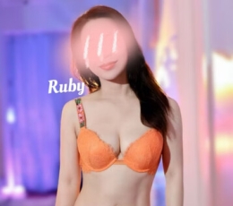 新到年轻漂亮的23岁女生，本人照片