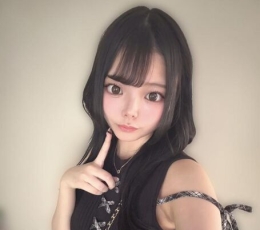 新到19岁漂亮的日本女生，本人照片