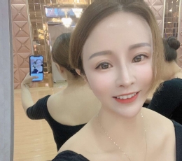 新到22岁胸围D的亚裔女生，本人照片