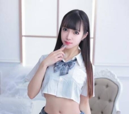 新到21岁长发日本女生