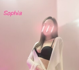 新到22岁胸围B的亚裔女生，本人照片