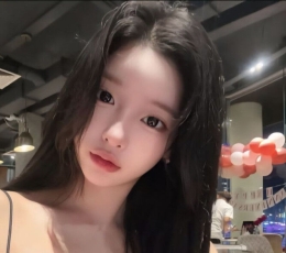 新到胸围D的韩国女生，本人照片