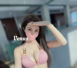 新到年轻漂亮的亚裔女生，本人照片