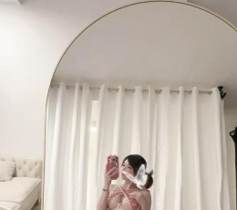 新到21岁漂亮的越南女生，本人照片