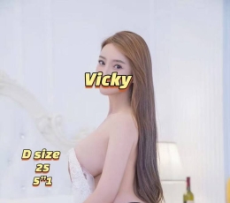 新到25岁年轻漂亮的女生，本人照片