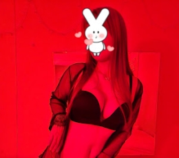 新到长相漂亮的妹子，本人照片