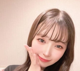 新到23岁漂亮的日本女生，本人照片