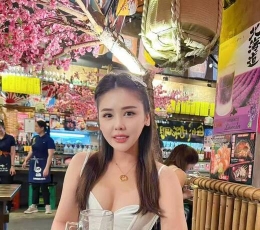 新到22岁马来西亚女生，本人照片